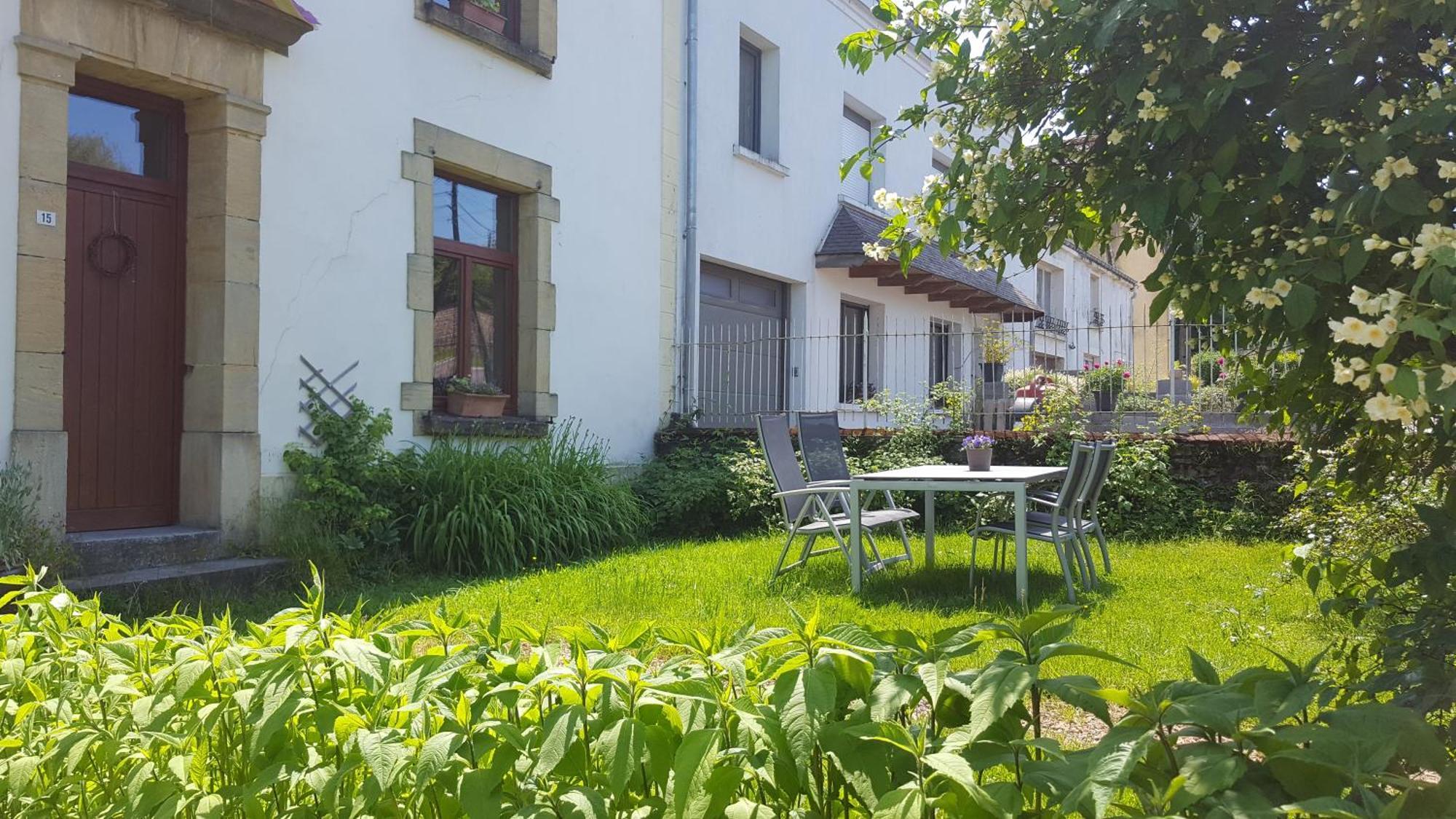Susque8 Bed and Breakfast Izel Exteriör bild
